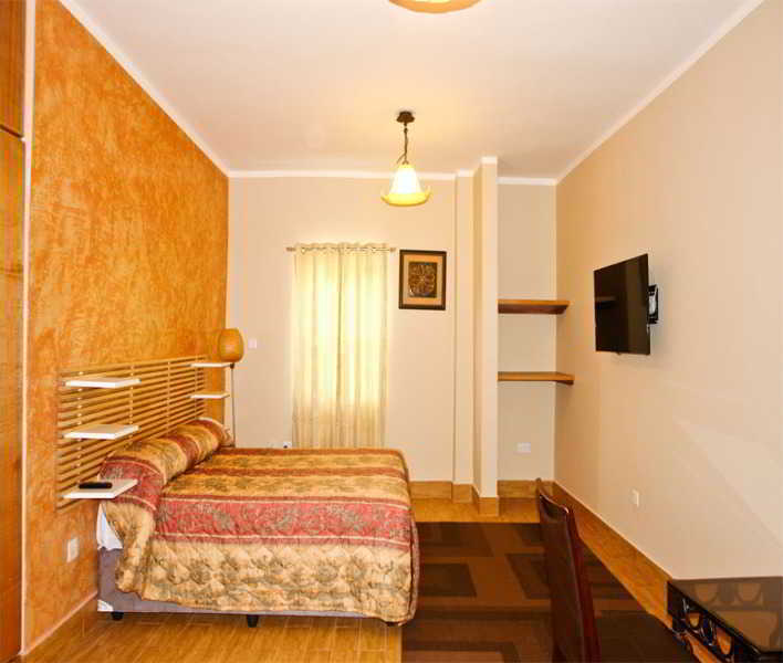 Tropical Enclave Hotel Acra Exterior foto